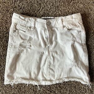 Scissor juniors white jean skirt